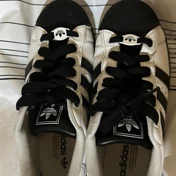 Adidas Superstar Sneakers Started Peeling After Only a Few Uses