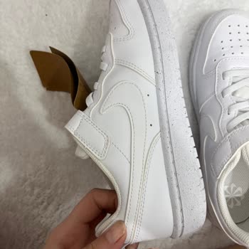 Deichmann’da Kaplama İşlemi Sonrası Beyaz Ayakkabı Sarardı, Değişim Talebi