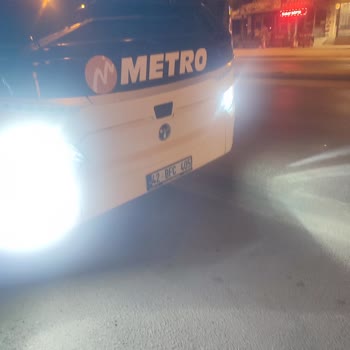 Gece Otogara Girmeden Ana Yolda Tehlikeli Şekilde Yolcu Bırakıldı
