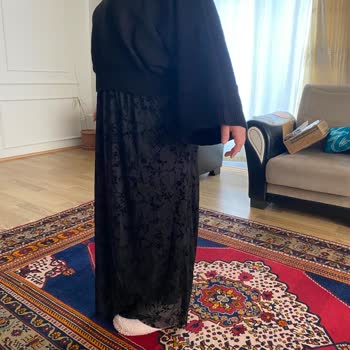 Reklam Görselleriyle Uyuşmayan Kıyafet Ve İade Reddi Üzerine Şikayet