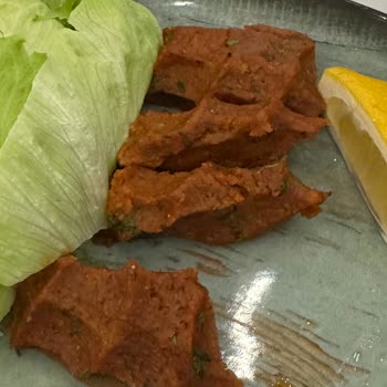 Tavacı Usta’da Bayat İftar Ve Saygısız Servis