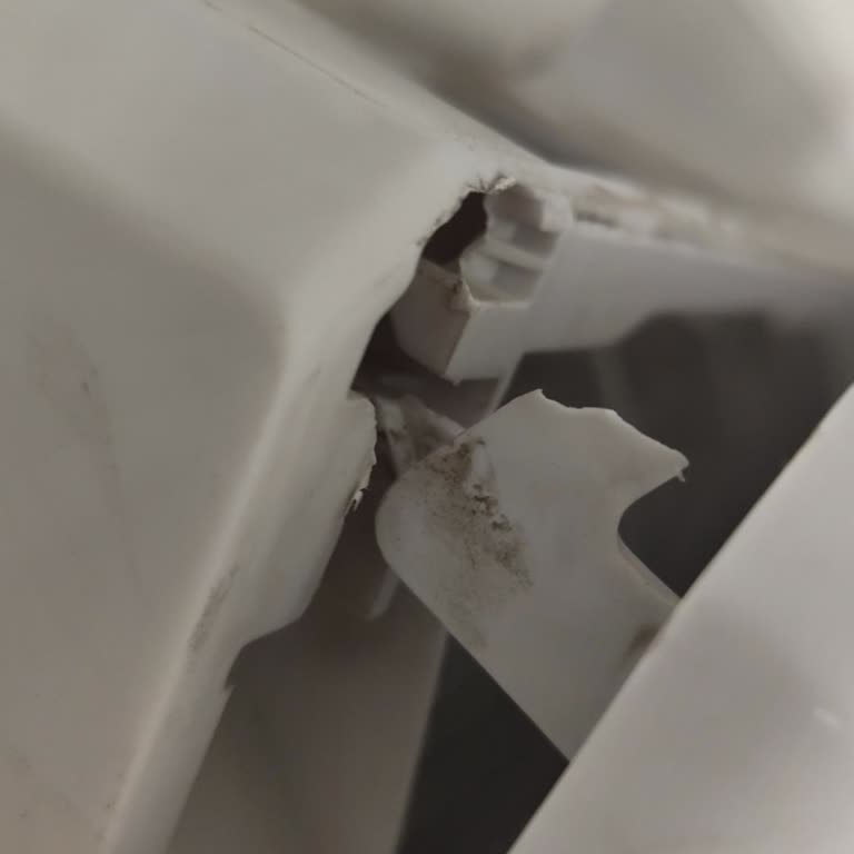 Üst Kapak Üretim Kusuru Nedeniyle Kırıldı, Garanti Talebi