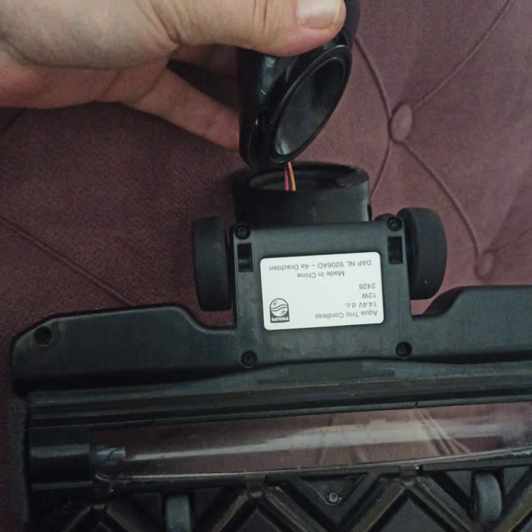 Philips Ev Aletleri Kırık Parçanın Tamiri Ve Kaba Servis Davranışı İçin Çözüm Talebi