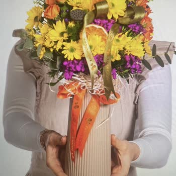 Eksik Çiçek Gönderildi Ve Müşteri Hizmetleri Geri Dönüş Yapmadı