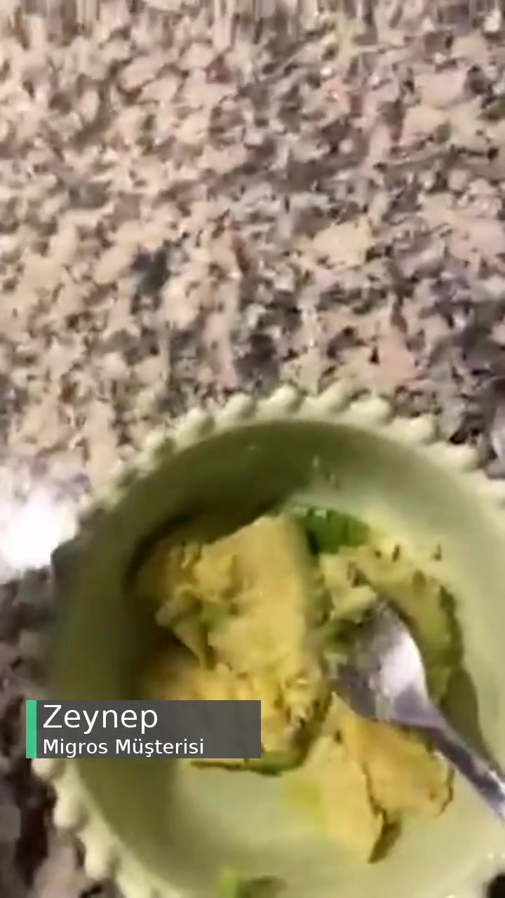 Migros Kötü Plastik Avokado videonun kapak resmi