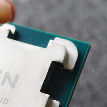 Sıfır Sistem İçinde Kullanılmış İşlemci Satıldı