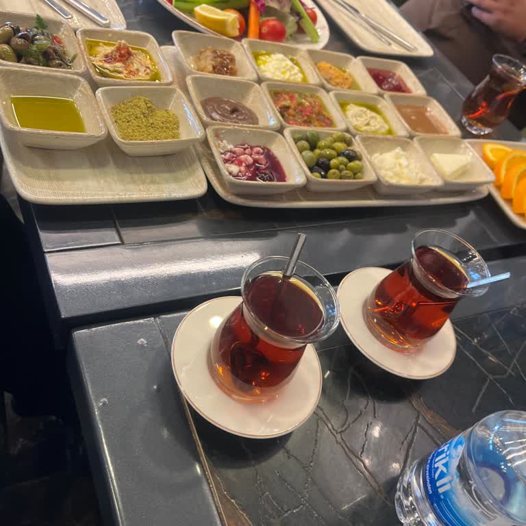 Zorunlu Kahvaltı Sistemi Müşteri Memnuniyetini Zedeliyor