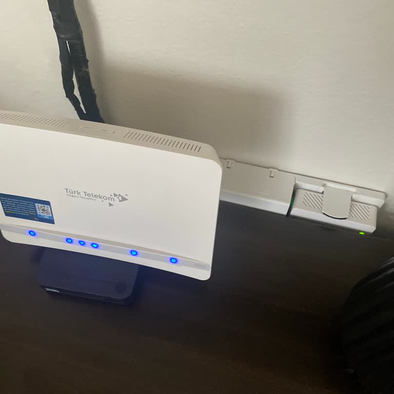 İki Odada Çekim Sorunu Ve Yanlış İşlem Sonrası İnternet Kesintisi İçin Ücret İadesi Talebi