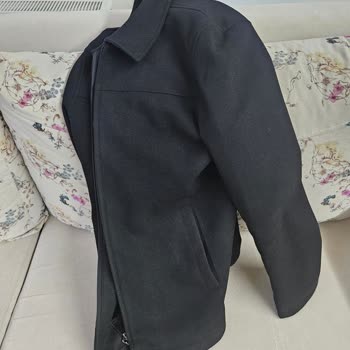 Atlıhan Hotel Kaşe Kabanı Az Giymeme Rağmen Şekli Bozuldu