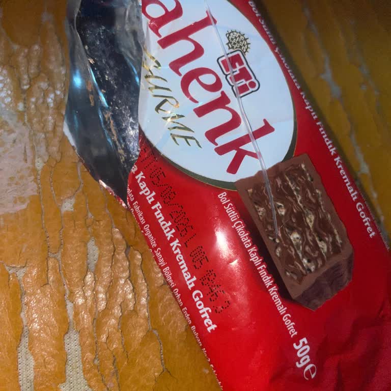 Eti Ahenk Çikolatasında Plastik Parça Bulunması