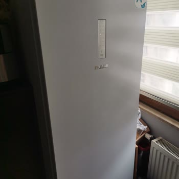 Uğur Derin Dondurucunun Kapı Kolu Çocuk Tarafından Kırıldı, Dayanıksız Malzeme Şikayeti