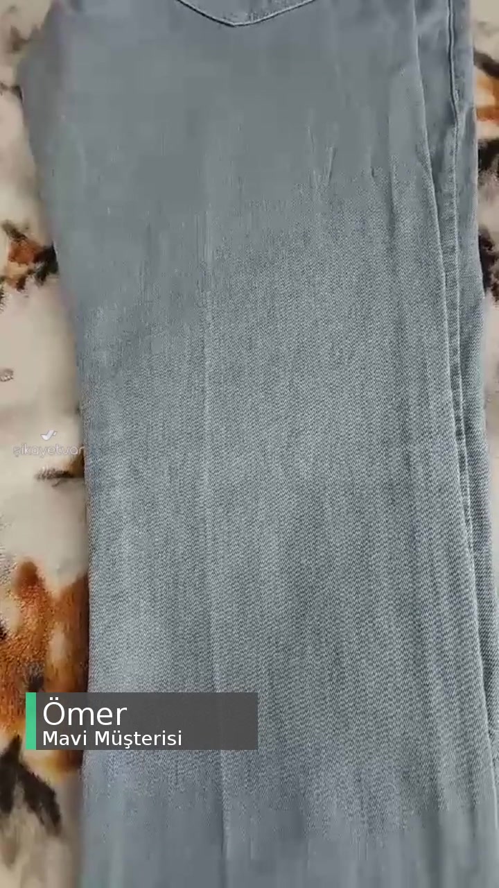 Mavi Pantolonda Yıkamada Lekeler Çizgi Haline Oluşmuş Yukarıdan Aşağıya Doğru! videonun kapak resmi