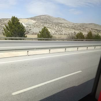 Şoför Kavgası Nedeniyle Kamil Koç Otobüsünde Yol Kenarında Gecikme Ve Güvenlik Endişesi