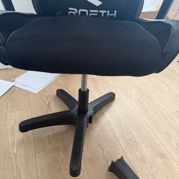 Garanti Sözüne Uymayan Ve Metal Ayağı Göndermeyen Şirket