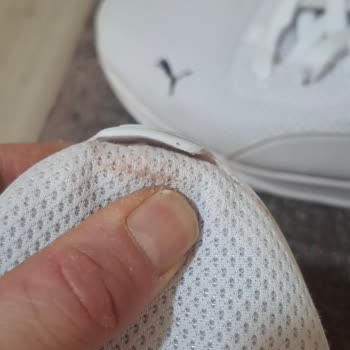 Puma Ayakkabısının Tabanı Açıldı, Mağaza Keyfi Reddi