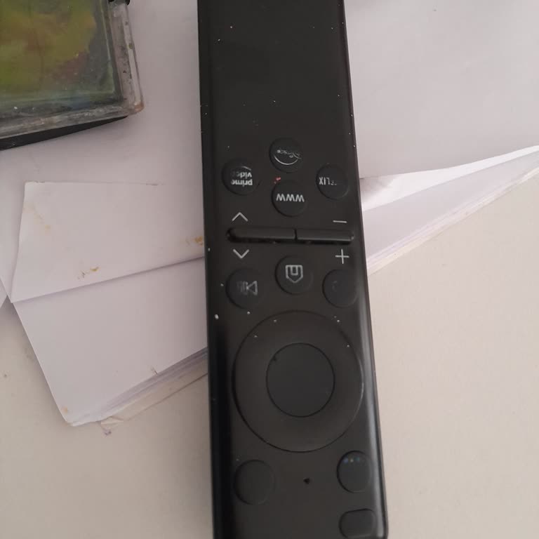 Kumandası Arızalı Samsung TV Ve Destek Yok, Mağduriyet Yaşadım