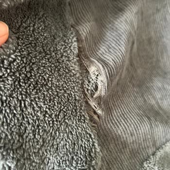 Kol Yırtığı Ve Müşteri Hizmetlerinden Yanıt Alamama: Ürün Değişimi Talebi