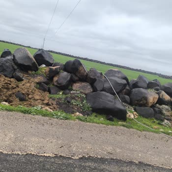 Yaban Mahallesi’nde 12 Saatlik Elektrik Kesintisi Çocukları Ve Gıdaları Mağdur Ediyor