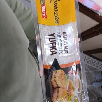 Küflü Yufka Üzerine Sağlık Endişesi Ve İade Talebi