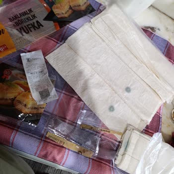 Küflü Yufka Üzerine Sağlık Endişesi Ve İade Talebi