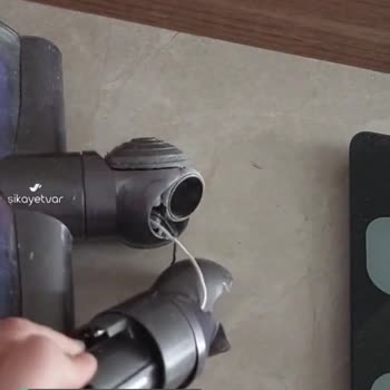 V8 Dyson Süpürge Pişmanlıktır!