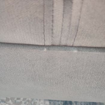 Keskin Çekme Aparatları Nedeniyle Koltuklarım Yırtıldı, Kivi’den Değişim Ve Tazminat Talebi