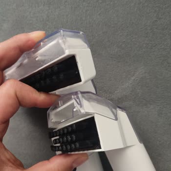 Keskin Çekme Aparatları Nedeniyle Koltuklarım Yırtıldı, Kivi’den Değişim Ve Tazminat Talebi