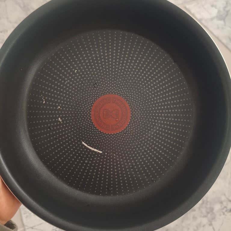 Tefal İndigo Tavada Bölge Bölge Atma Sorunu Ve Garanti Talebi