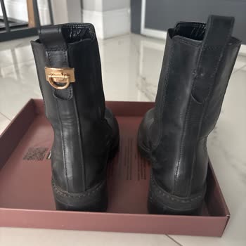 Derimod Bot Tamirinde Aksesuar Eksikliği Ve Uzun Süreli Bekleme