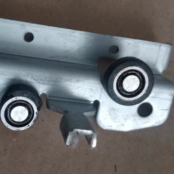 Gardırop Kapak Mekanizmasındaki Aşınma Ve Yedek Parça Sağlanamaması