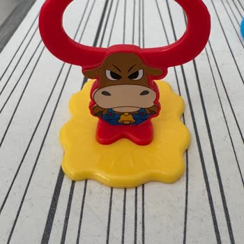 A101 Xroll Çocuk Sürpriz Yumurtasındaki Şeytani Put Figürüne İtiraz