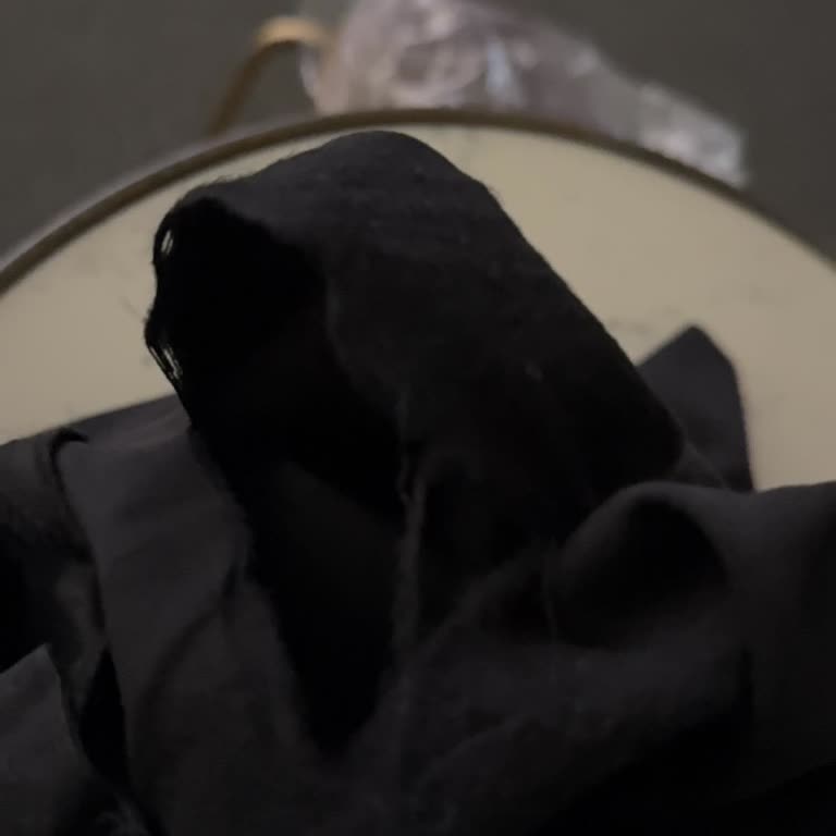 Kaliteli Kumaş Ve Dikiş Sorunu: Pantolon Kasık Bölgesinde Yırtılma Ve Garanti Dışı Red