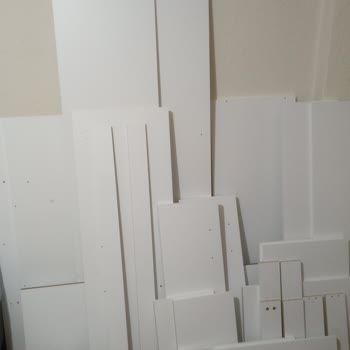 Atlantik Çam Renkli Gardırop Yerine Beyaz Gardırop Gönderildi