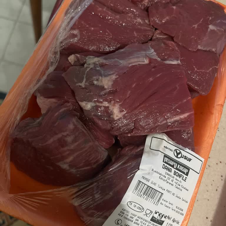 Bozulmuş Dana Bonfile Ve İade Reddi Müşteriyi Mahvediyor
