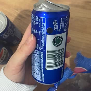 Şok Market’te Satın Alınan Pepsi Kutu Üzerinde Şişkin Kapak Ve Hasarlı Yanlar