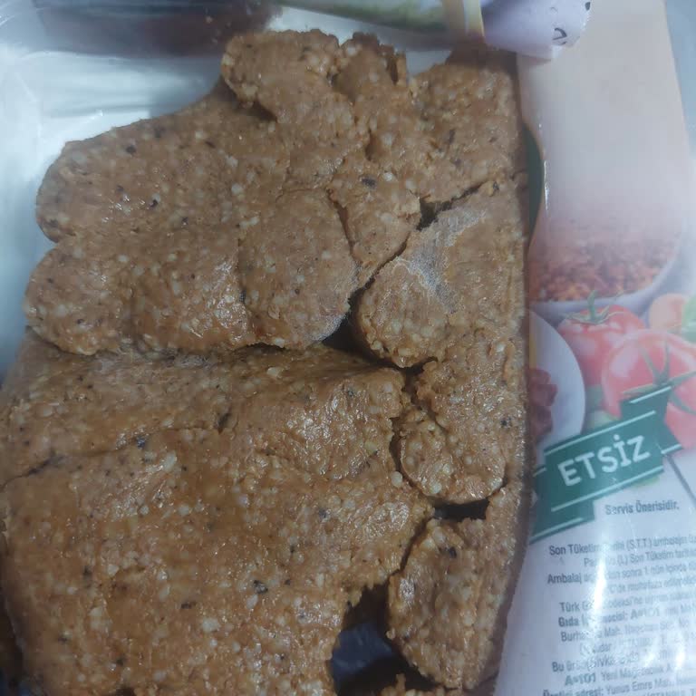 Küflü Çiğ Köfte Ürünü Sağlık Endişesi Ve Mağduriyet Talebi