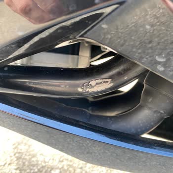 Yeni M250R Motosikletimde Çizik, Yağ Kaçaklı Ve Sıfır Km Sorunlarıyla Hatasız Değişim İstiyorum