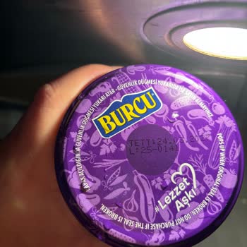 Burcu Enginar Konservesinde Siyahlaşmış Parça Gıda Güvenliği Endişesi