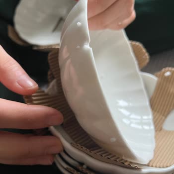 Kırık Parçalar İçin Ücretsiz Değişim Talebi Ve Müşteri Hizmetlerinden Cevap Yok