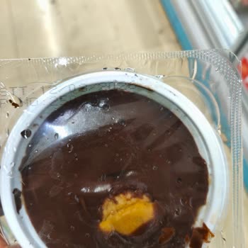 A101'de Satılan Profiterol Tatlısı Son Kullanma Tarihi Geçmiş, Tadı Değişmiş