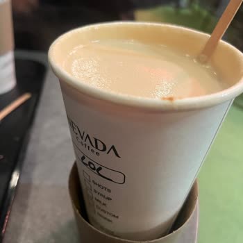 Nevada Coffee'de Lotus Latte Sorunu: Kahvesiz Süt Ve Çözüm Yok