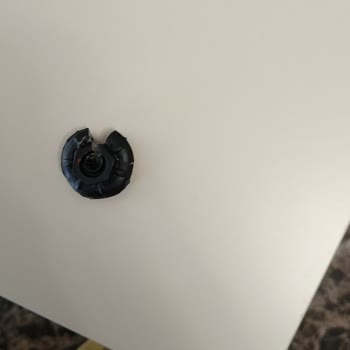 Berjer Ve Karyola Ayıplı, Sürekli Servis Sorunları Ve Ürün Değişimi Talebi