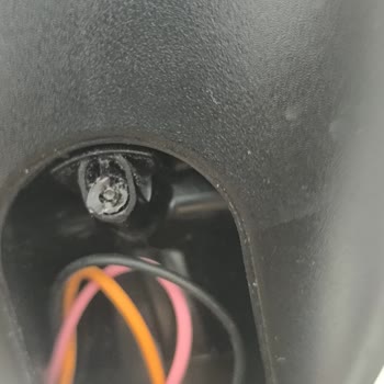 Philips 8000 Dikey Süpürge Batarya Ve Şarj Kapağı Arızası İçin Ücretsiz Değişim Talebi