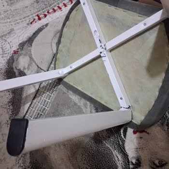 Garanti Kapsamında Paslı Ve Kırık Sandalyeler İçin Değişim Talebi