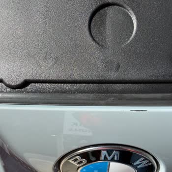 Yeni BMW 420i Tesliminde Boya Kalkması Ve Eksik Hoparlör Logosu Nedeniyle Hayal Kırıklığı