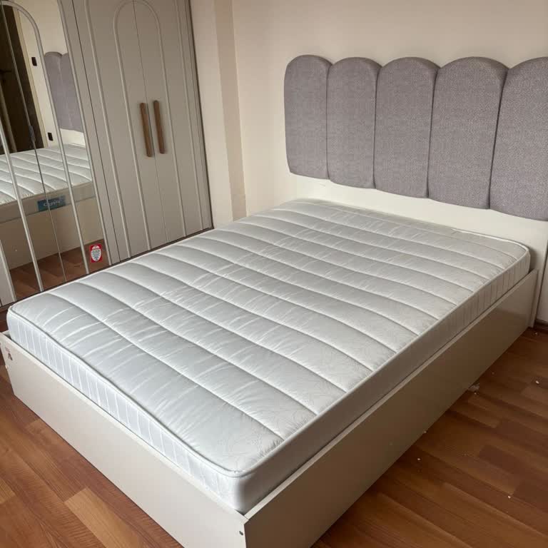 Reklamda Görülen Yatak Takımı Bazalı Ve Ayaklı Olmadığı İçin Değişim Talebi