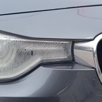BMW 320 Ied Model 2016 Araçta Sağ Ön Farının Su Alması Ve Terleme Sorunu