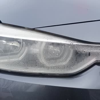 BMW 320 Ied Model 2016 Araçta Sağ Ön Farının Su Alması Ve Terleme Sorunu