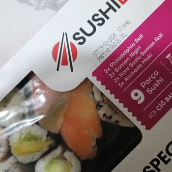 Migros Dardanel Somon Sushi Ürünü Yeşile Dönmüş Ve Sağlığı Tehdit Ediyor