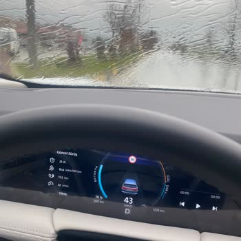 Togg T10X Araç Elektronik Arızaları Ve Uzun Servis Beklemesi Müşteri Güvenini Sarsıyor